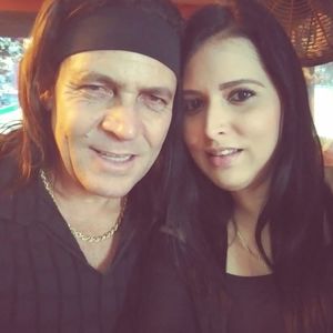 Meet your Posher, Midiala alba